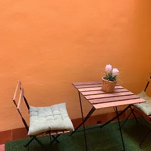 Apartment Brand New, Tarifa